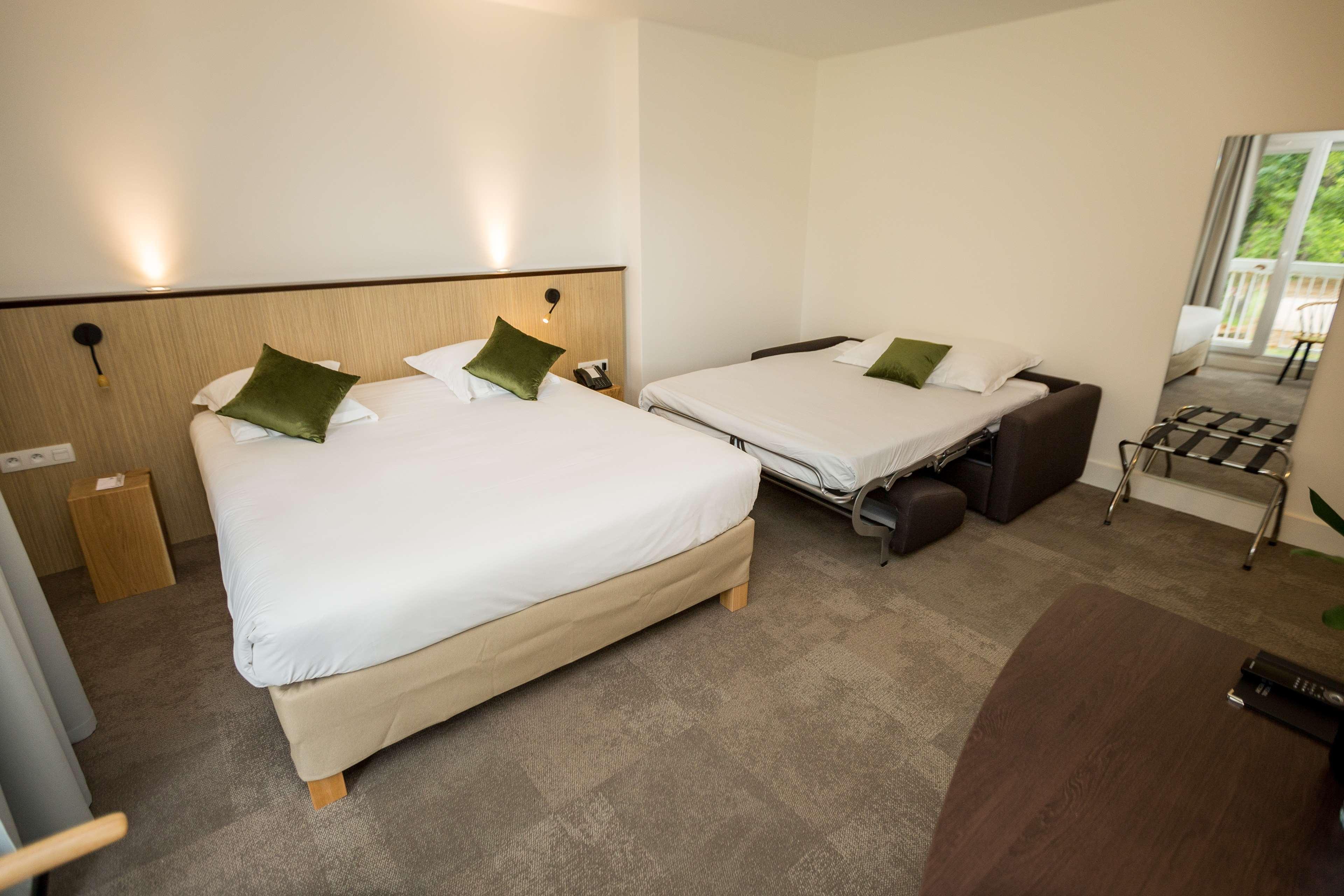 Best Western Le Bois De La Marche Лигуже Экстерьер фото
