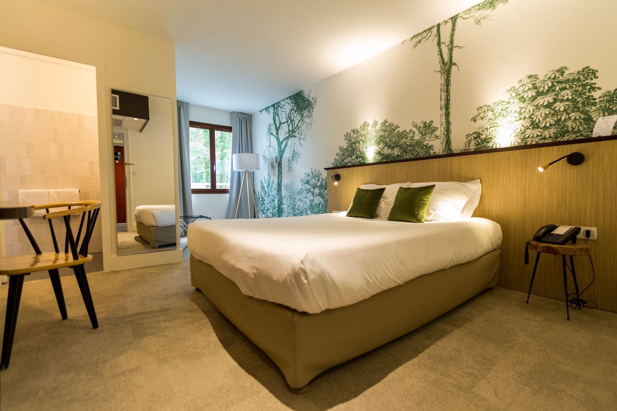 Best Western Le Bois De La Marche Лигуже Экстерьер фото