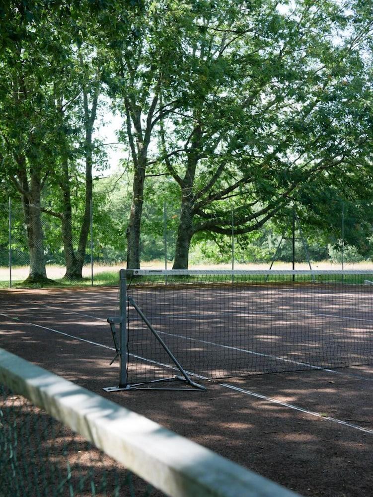 Best Western Le Bois De La Marche Лигуже Экстерьер фото